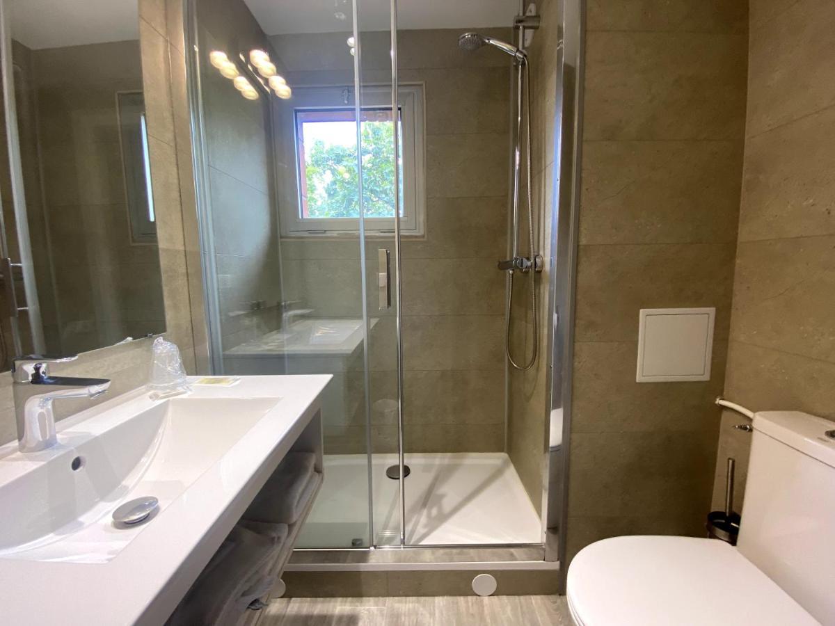 Victor Hugo Hotel 2*