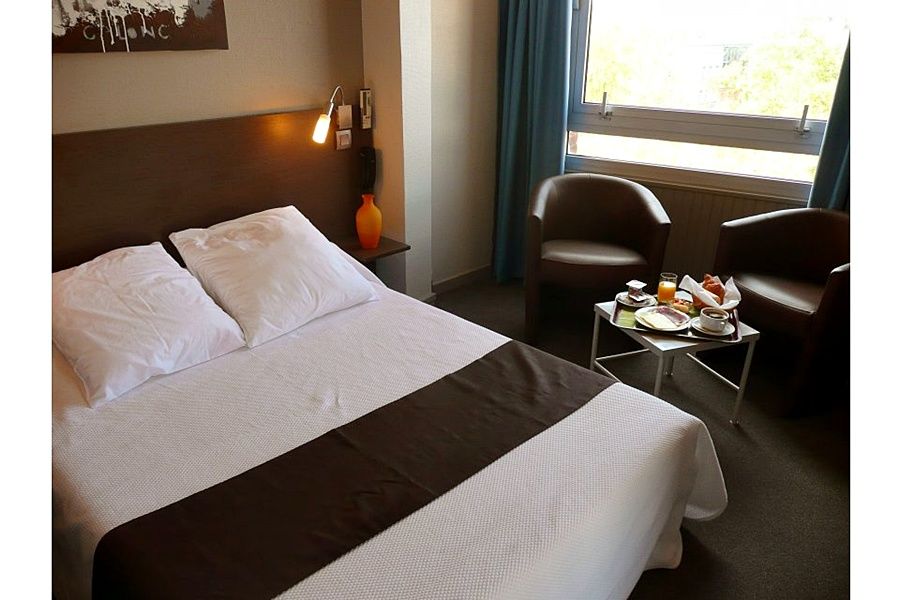 Hotel Victor Hugo 2*